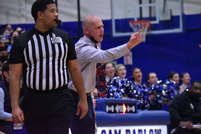 Gresham.Barlow.boys-basketball.Dave-Ball.28